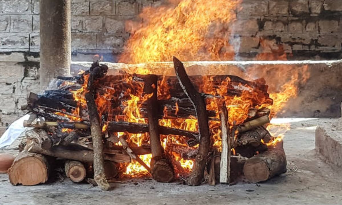 Wooden cremation in kalpalli Wooden cremation in