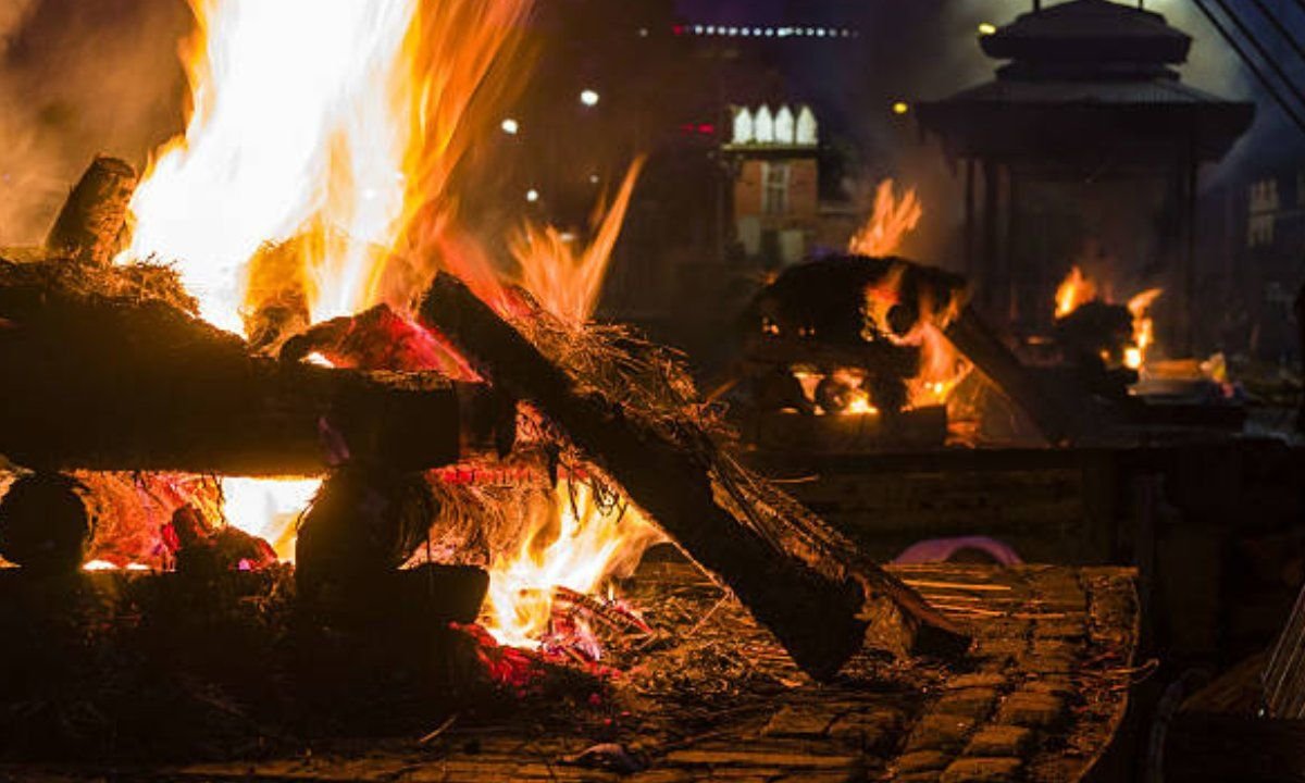 Wooden cremation in medi agrahara Wooden cremation in medi agrahara